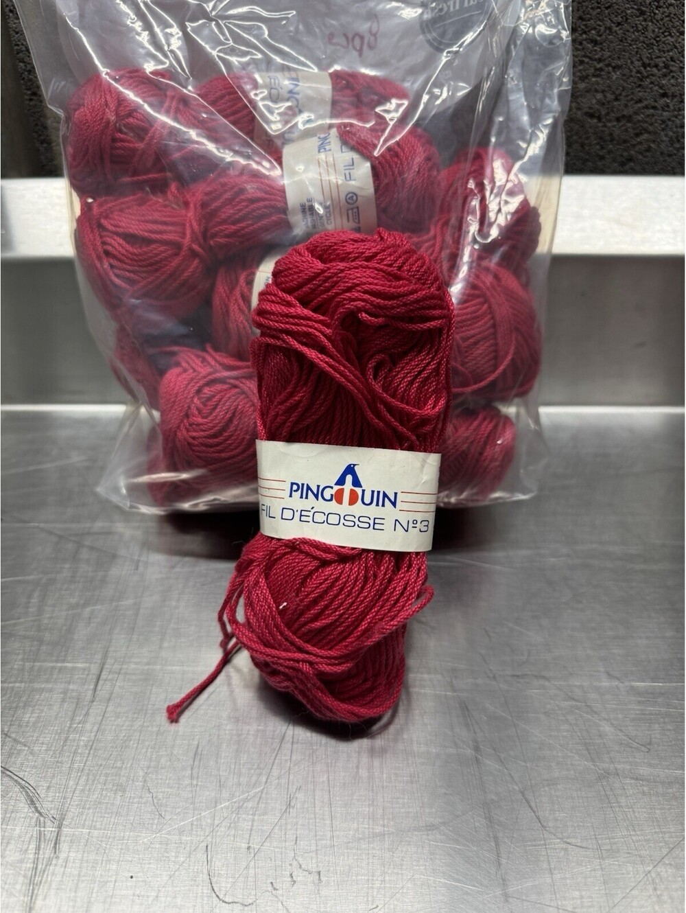 Pinguin Fil Decosse Yarn Red 8 Skein Lot
